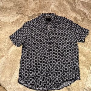 Men’s stylish short sleeve top